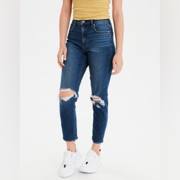 American Eagle High Rise Mom Jeans
